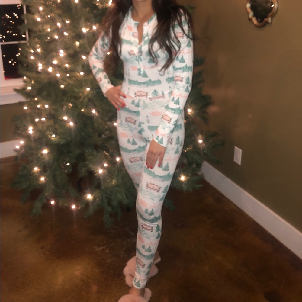 Missguided Christmas Scene Onesie